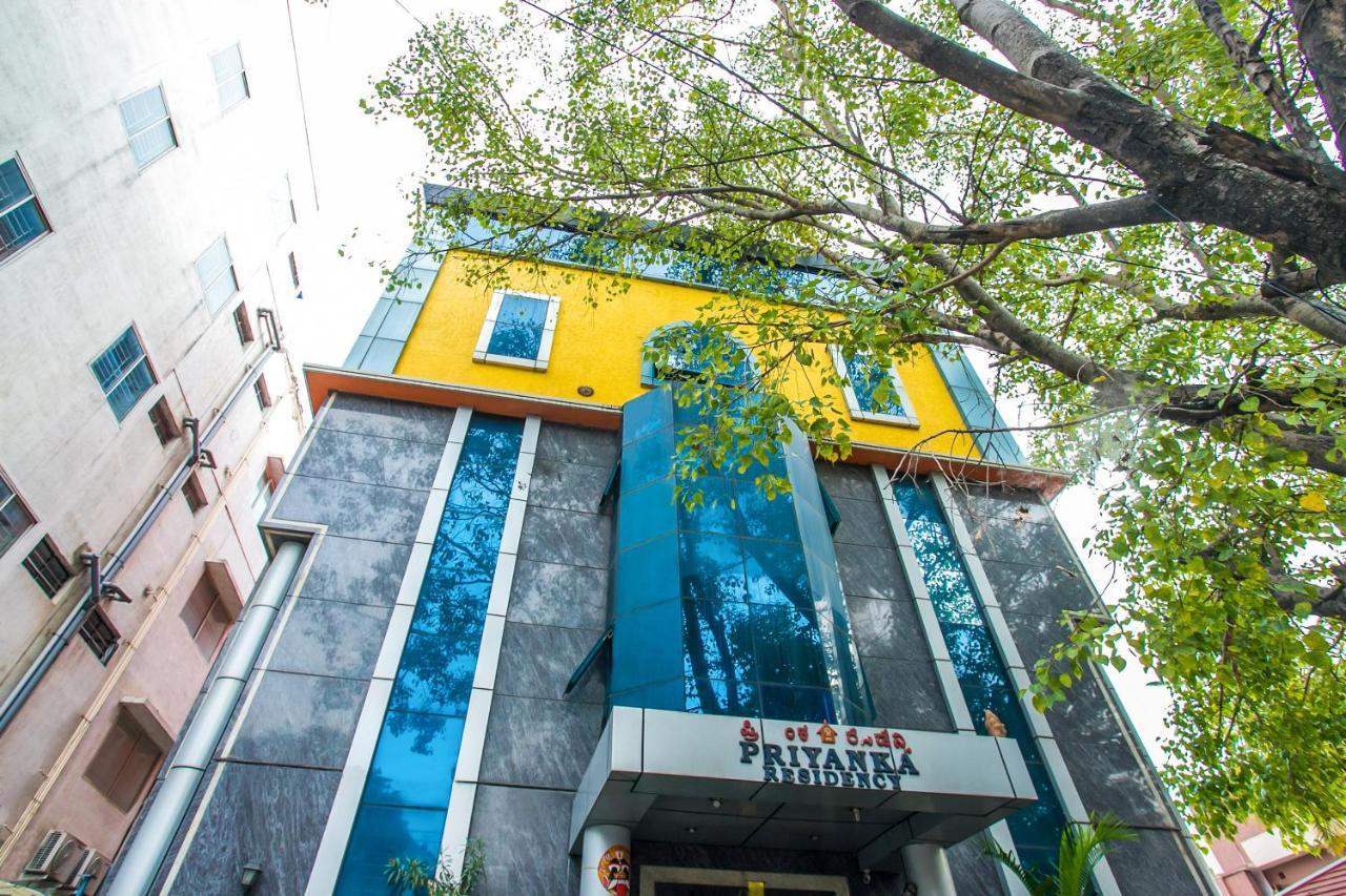 Priyanka Residency Hotel Bangalore Luaran gambar