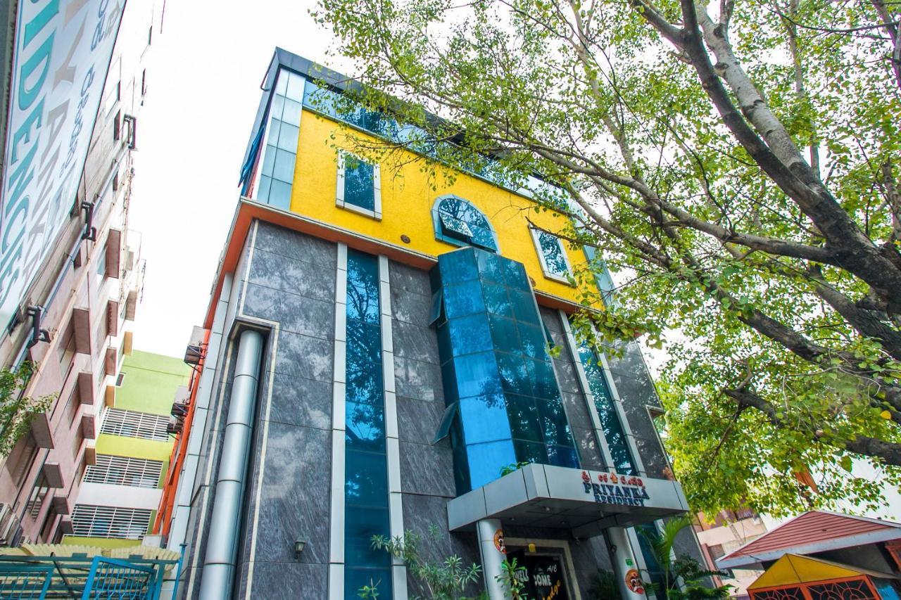 Priyanka Residency Hotel Bangalore Luaran gambar