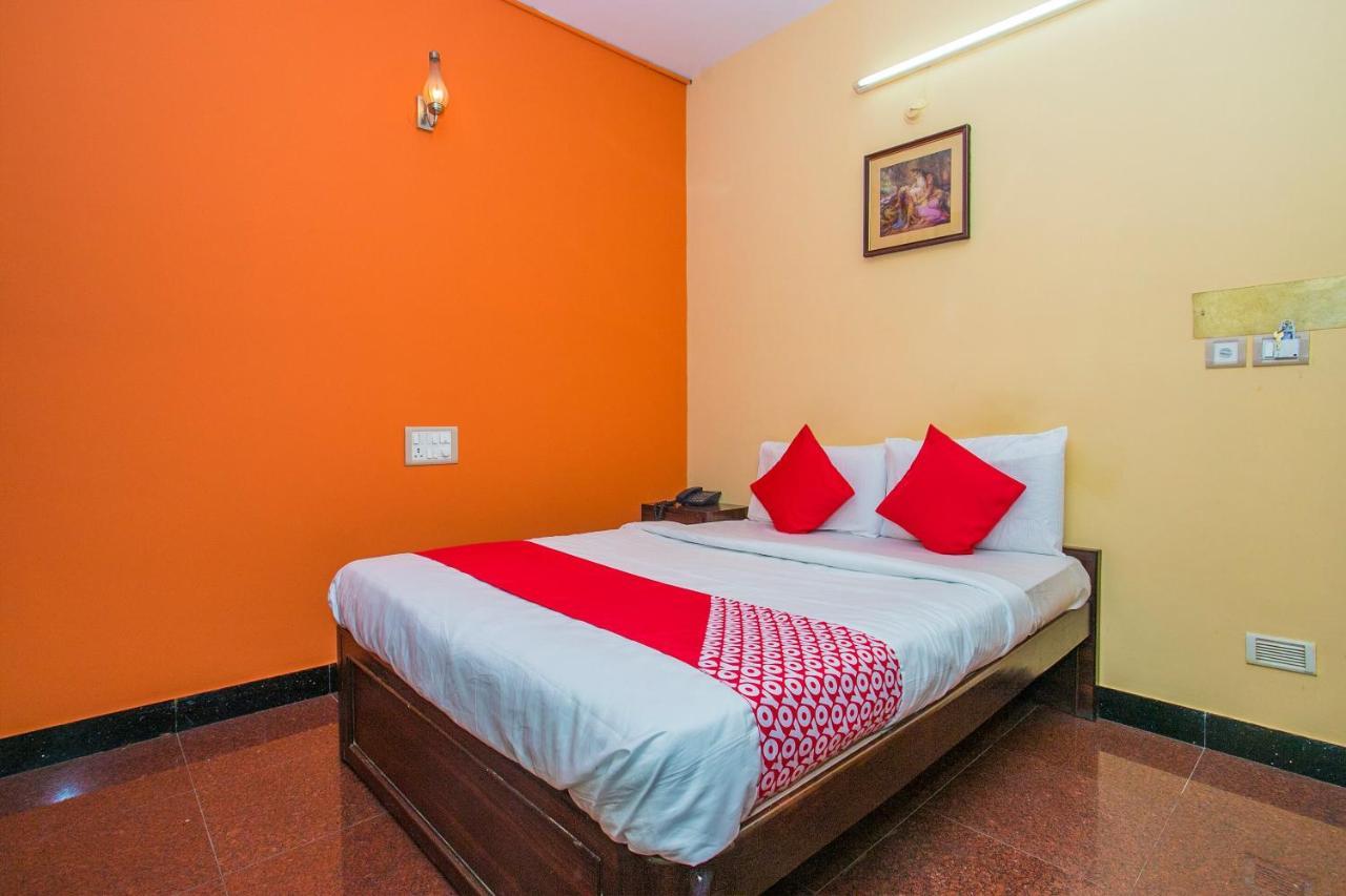 Priyanka Residency Hotel Bangalore Luaran gambar